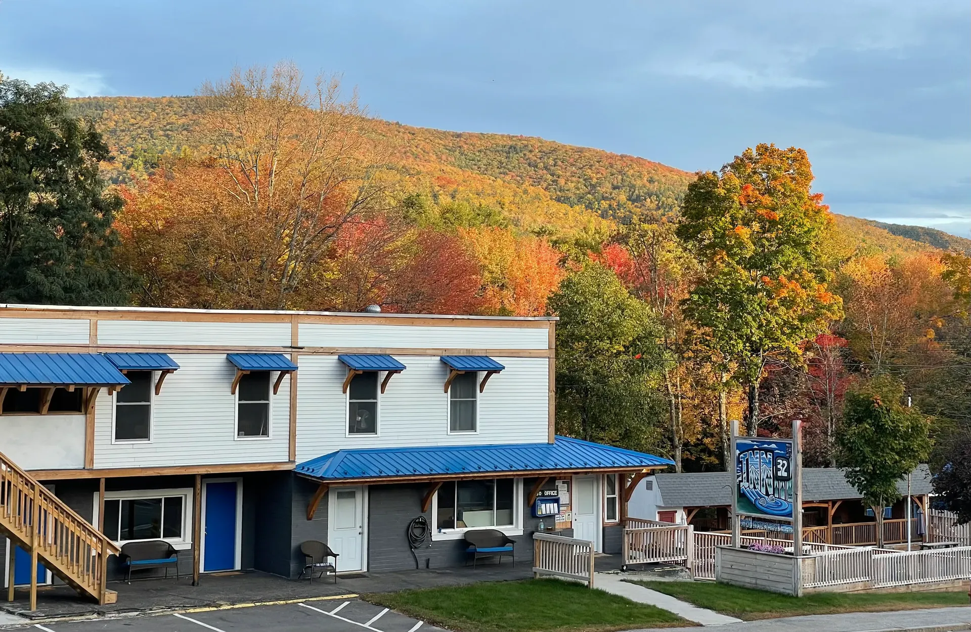 Boutique Hotel in North Woodstock, NH | White Mountains Lodging